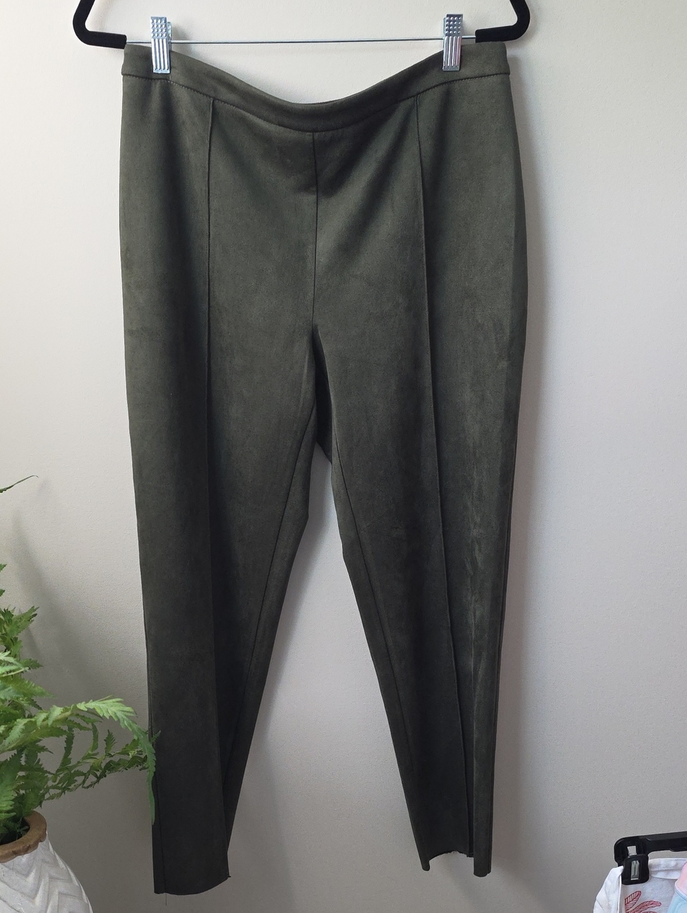 Vince Moss GREEN L pull On Leggings.